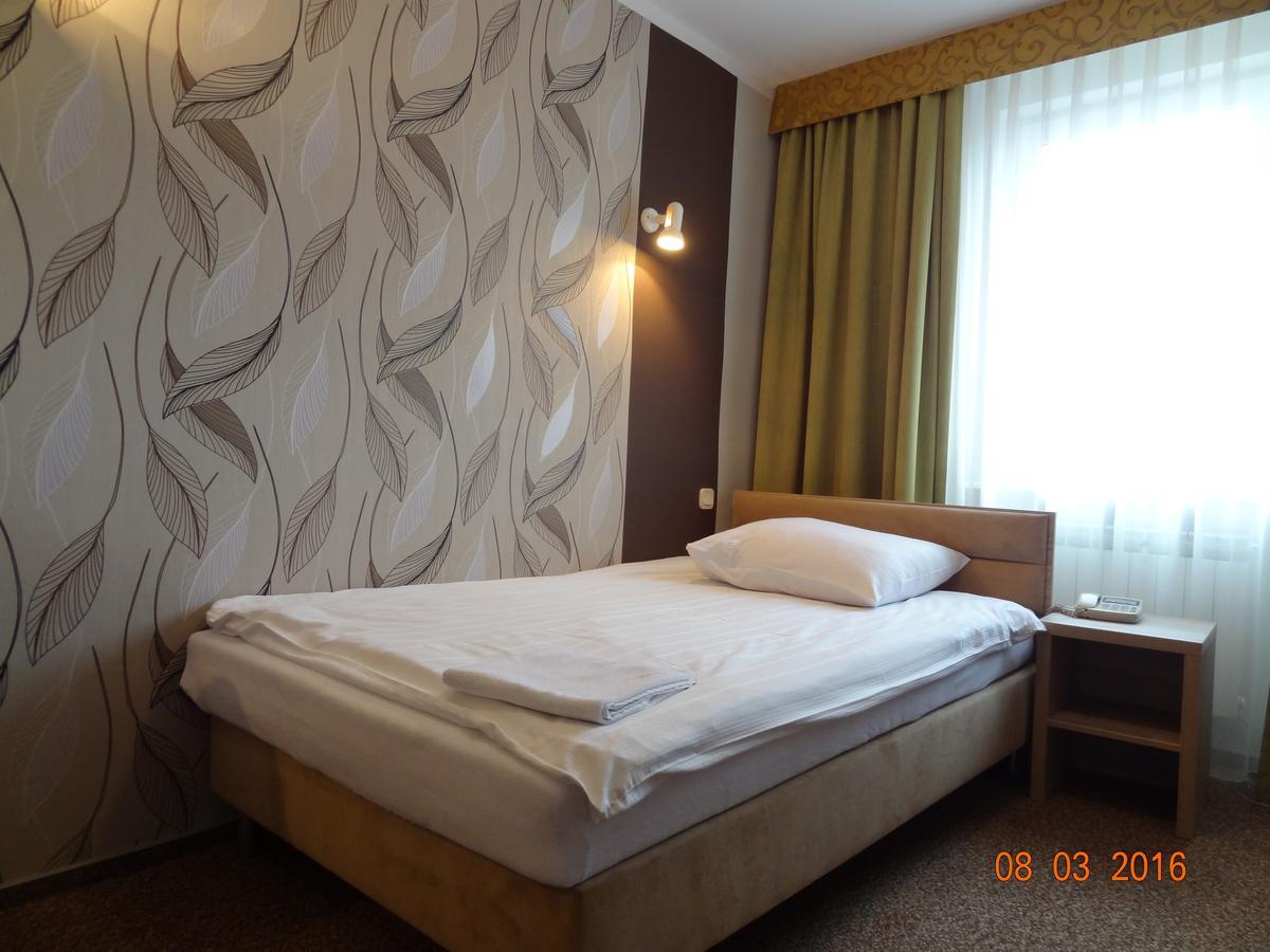 Hotel Restauracja Cukropol Gostyń Zewnętrze zdjęcie