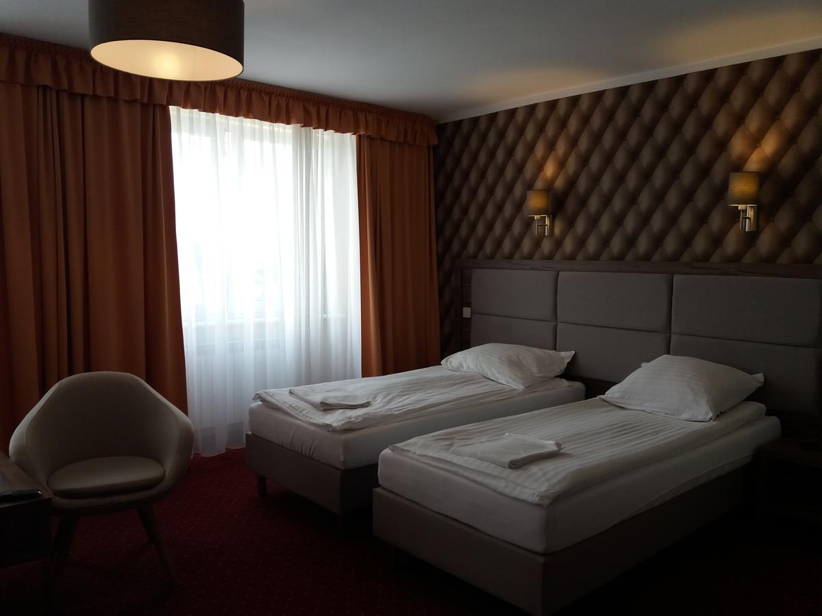 Hotel Restauracja Cukropol Gostyń Zewnętrze zdjęcie